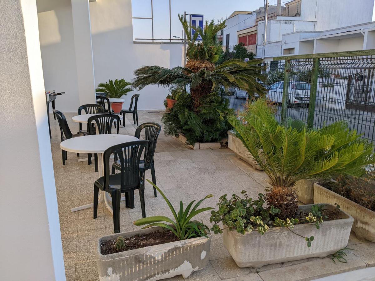 Albergo Casa Del Turista Torre dell'Orso Kültér fotó